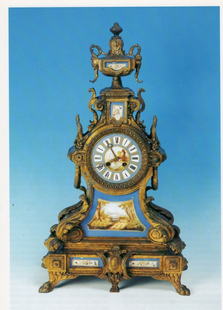 HORLOGE DE SEVRES