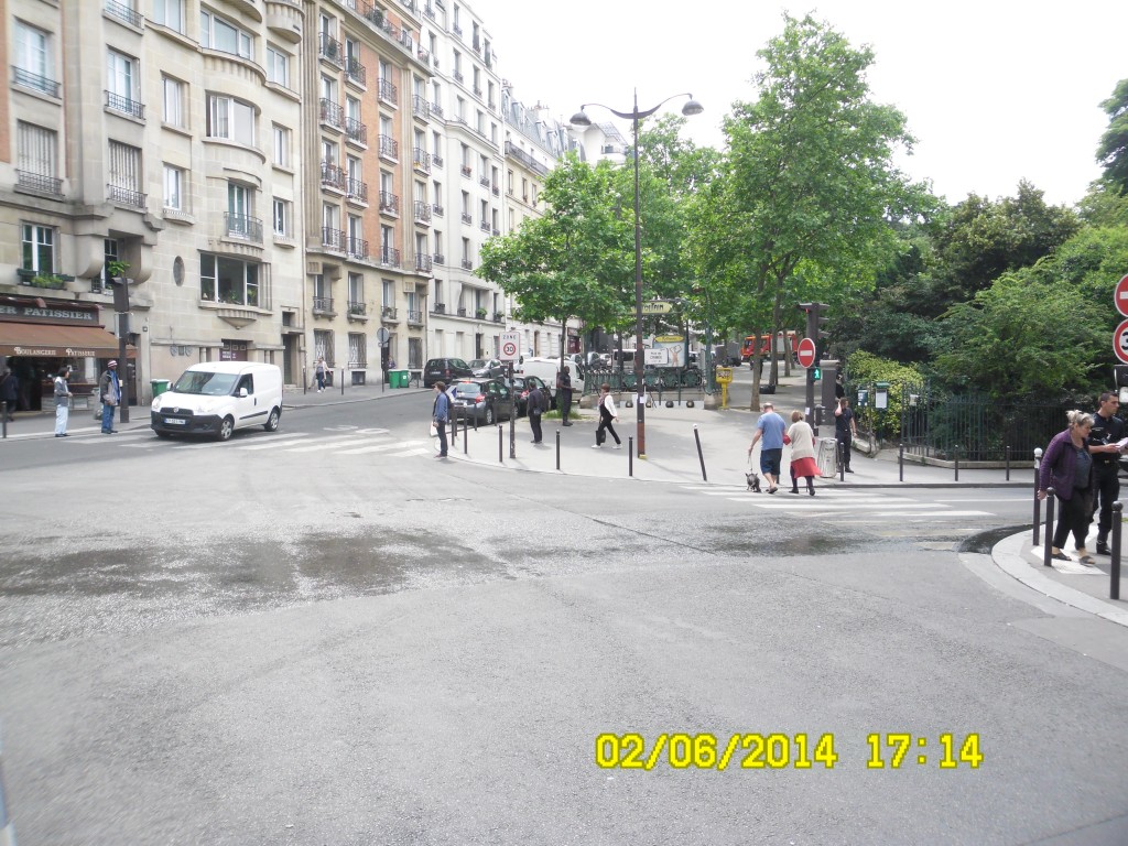 PLACE BOTSARIS